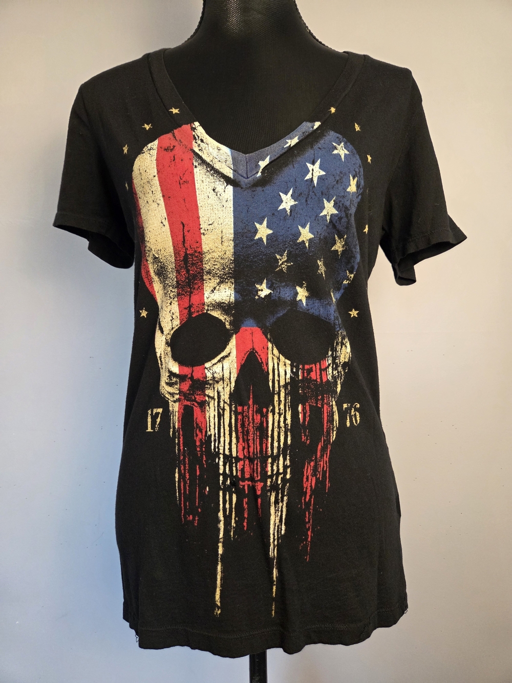 *RARE* Wornstar 'Americoma' Deep V‑Neck Tee Large Black Soft Wash *flaw pictured